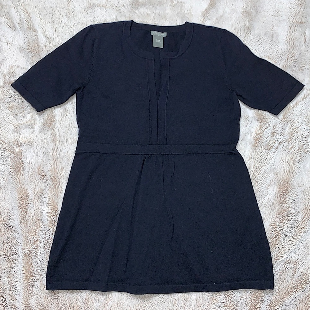 Ann Taylor navy short sleeve sweater